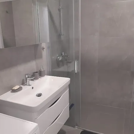 Dvosoban Stan Akacija * Trebinje