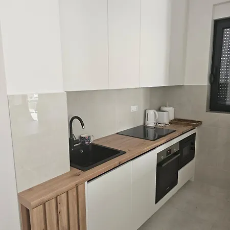 Apartment Dvosoban Stan Akacija