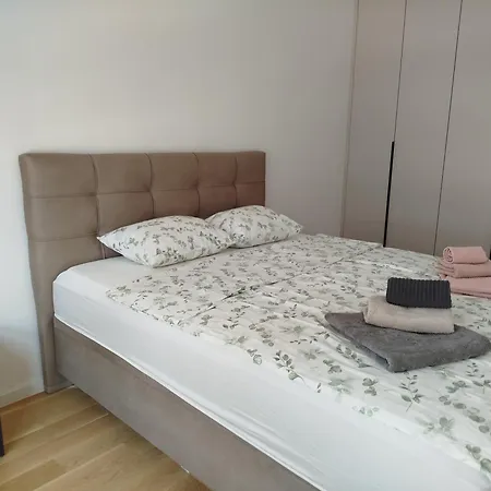 Dvosoban Stan Akacija * Trebinje